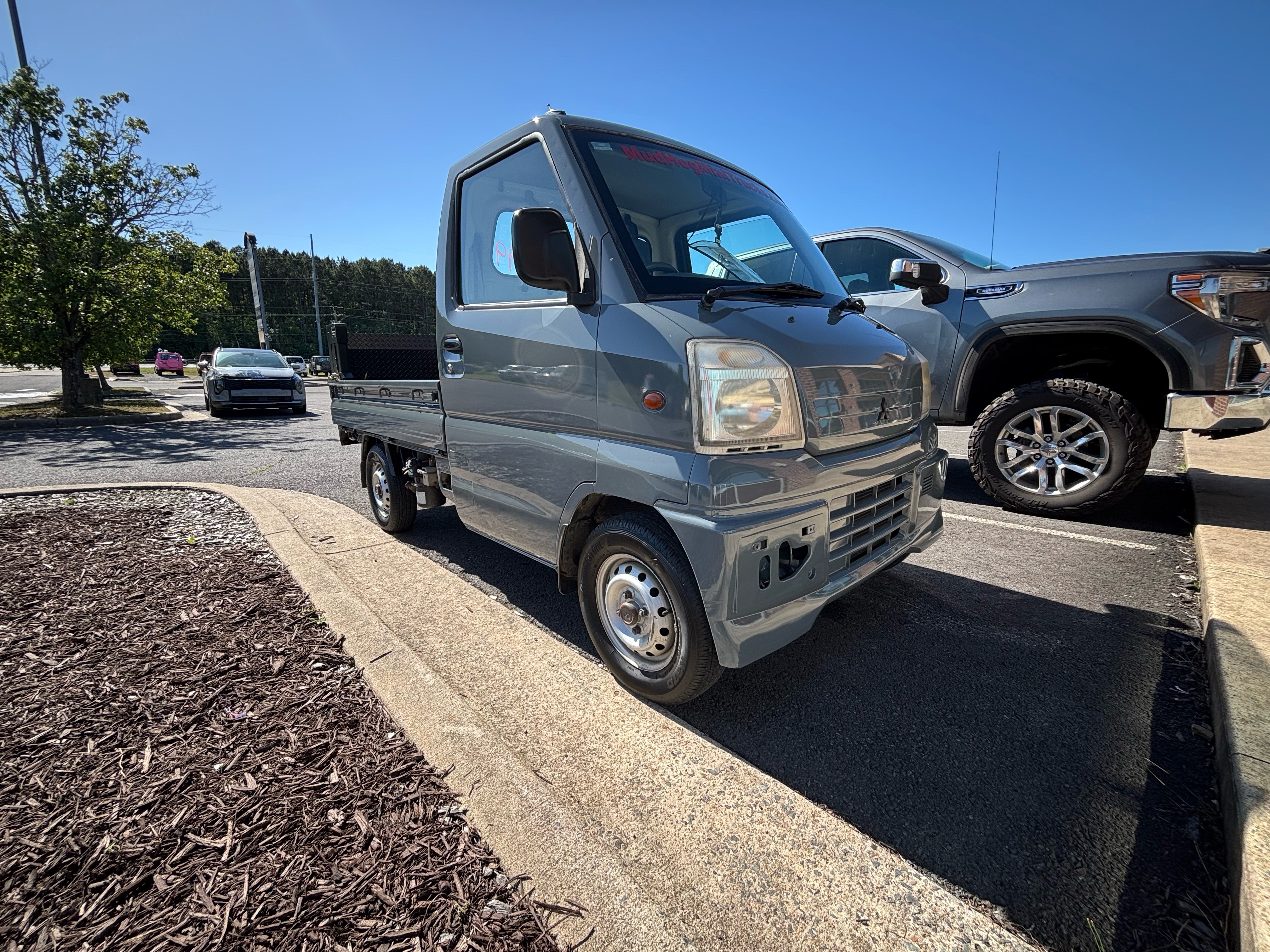 1999 Mitsubishi Minicab JDM car for sale — photo 10 of 10